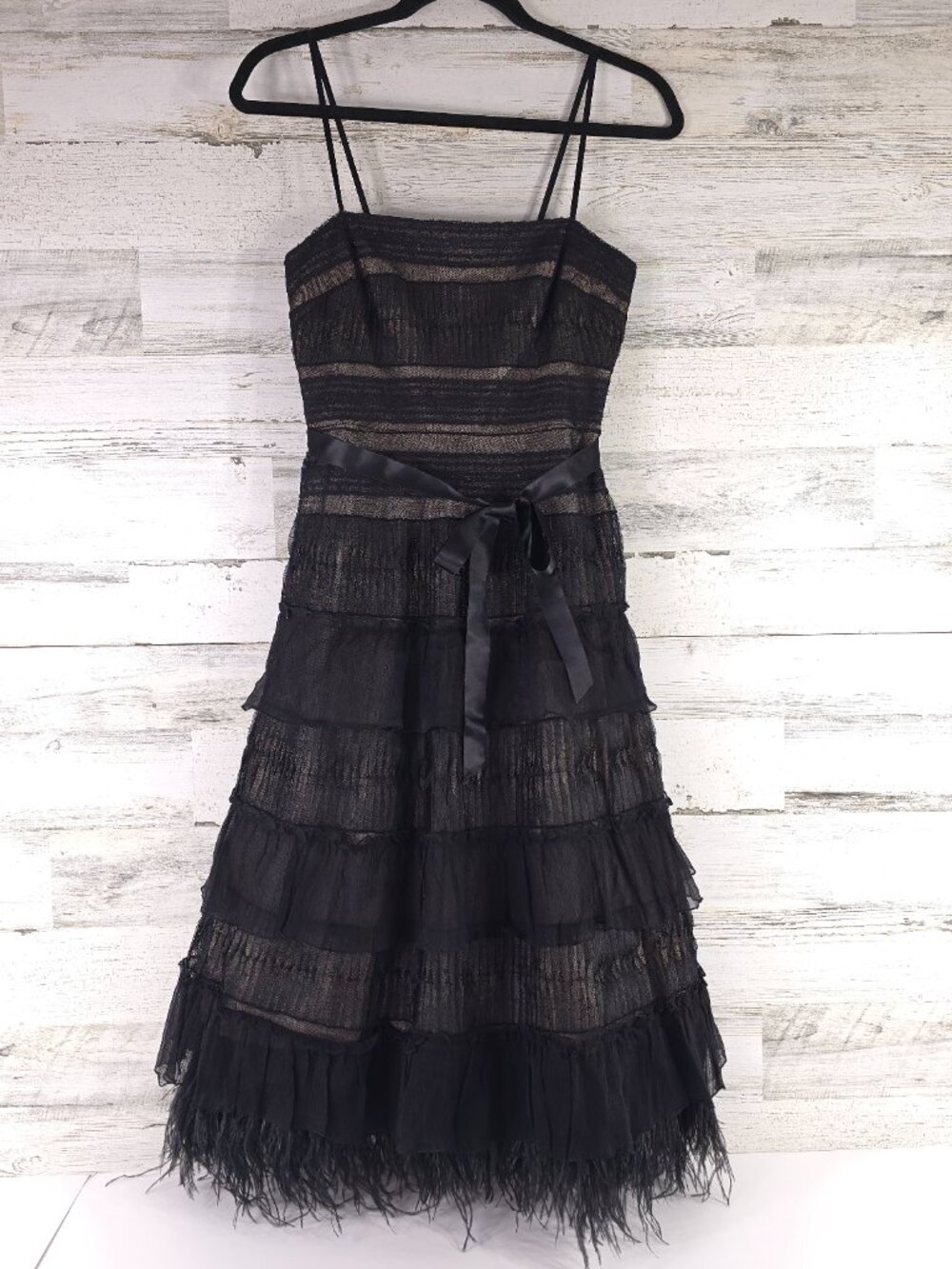 BCBGMaxAzria Lace Tiered Ostrich Feather Strapless Cocktail BLACK Dress Size 0